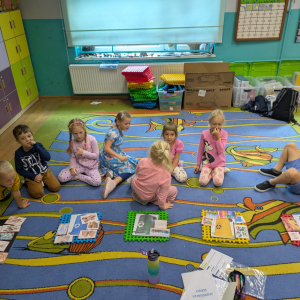 Zajęcia kształtujące świadomość ekologiczną/Segregacja śmieci/wrzesień 2025/0b